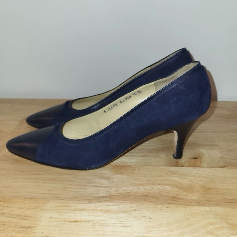 Silvia Fiorentina Navy Suede Leather Cap Toe Pumps Sz 7 Italy Kitten Heel Pump